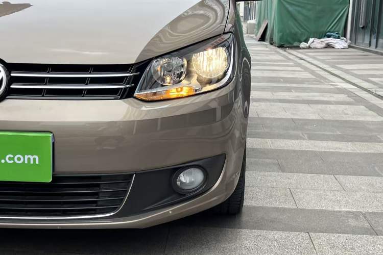 Used Volkswagen Touran 2015 1.4T Manual Comfort Edition 5-Seater Left Front Headlight