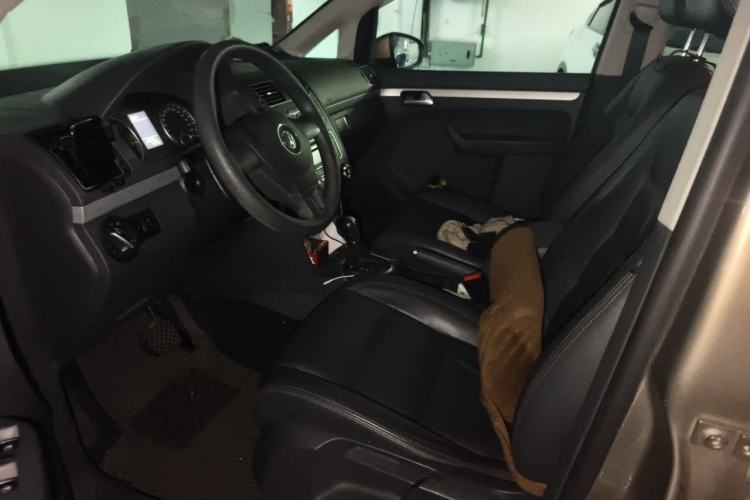 Used Volkswagen Touran 2015 1.4T DSG Comfort Edition 5 Seats Left Front Seat