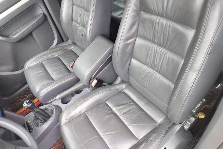 Used Volkswagen Touran 2015 1.4T Manual Comfort Edition 5-Seater Left Front Seat