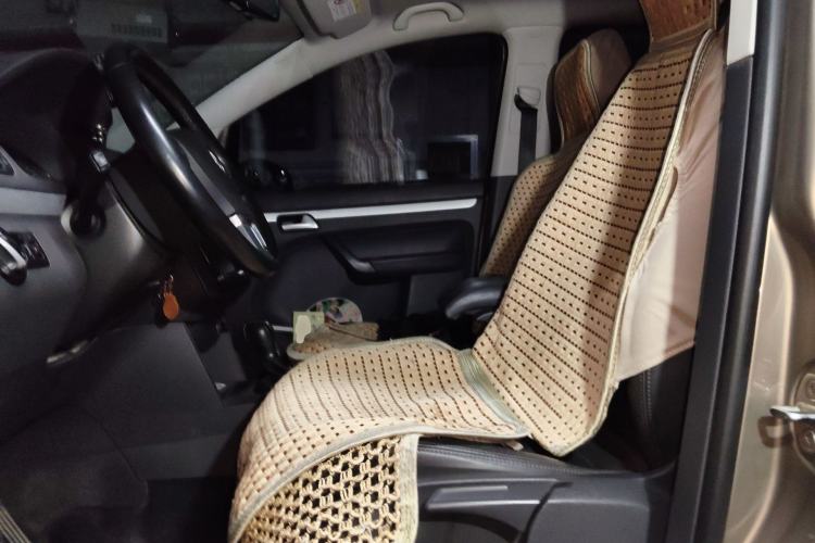 Used Volkswagen Touran 2015 1.4T DSG Luxury Edition 5-Seater Left Front Seat