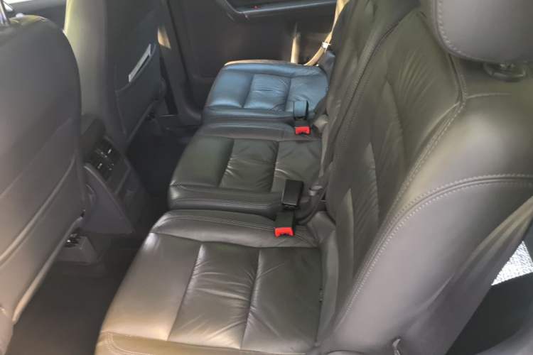 Used Volkswagen Touran 2015 1.4T DSG Comfort Edition 5 Seats Left Rear Seat