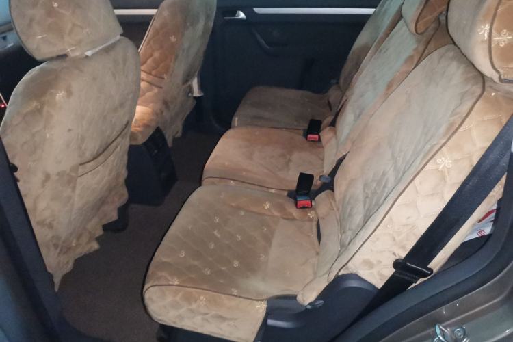 Used Volkswagen Touran 2015 1.4T Manual Fashion Edition 5-Seater Left Rear Seat