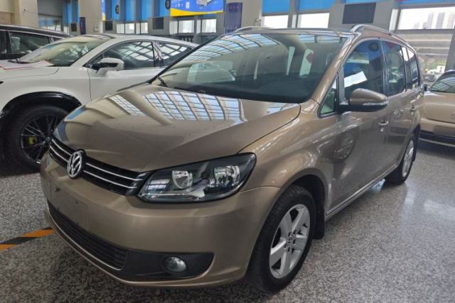 Used Volkswagen Touran 2015 1.4T DSG Comfort Edition 5 Seats