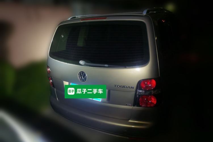 Used Volkswagen Touran 2015 1.4T DSG Comfort Edition 5 Seats Rear