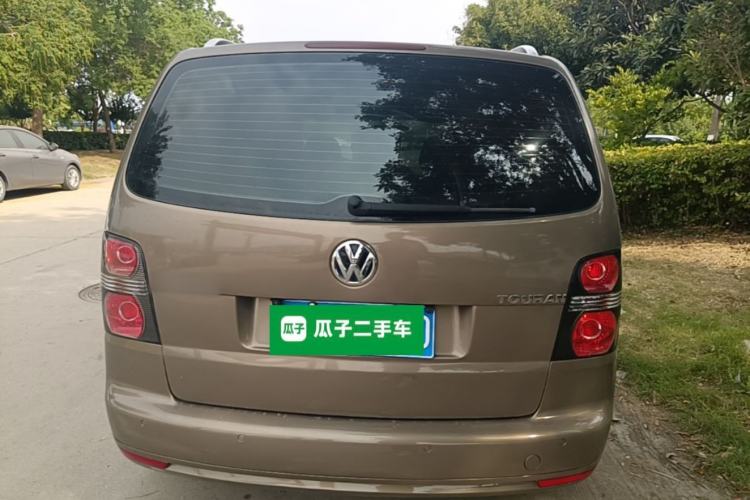 Used Volkswagen Touran 2015 1.4T DSG Comfort Edition 5 Seats Rear