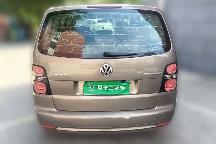 Used Volkswagen Touran 2015 1.4T Manual Fashion Edition 5-Seater Rear