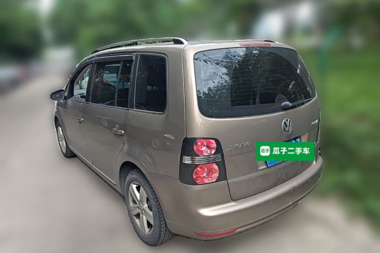 Used Volkswagen Touran 2015 1.4T Manual Comfort Edition 5-Seater Rear Left 45 Deg