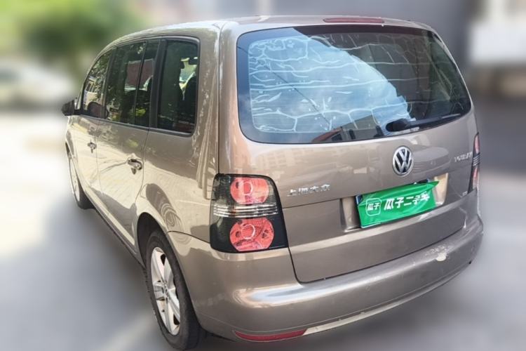 Used Volkswagen Touran 2015 1.4T Manual Fashion Edition 5-Seater Rear Left 45 Deg
