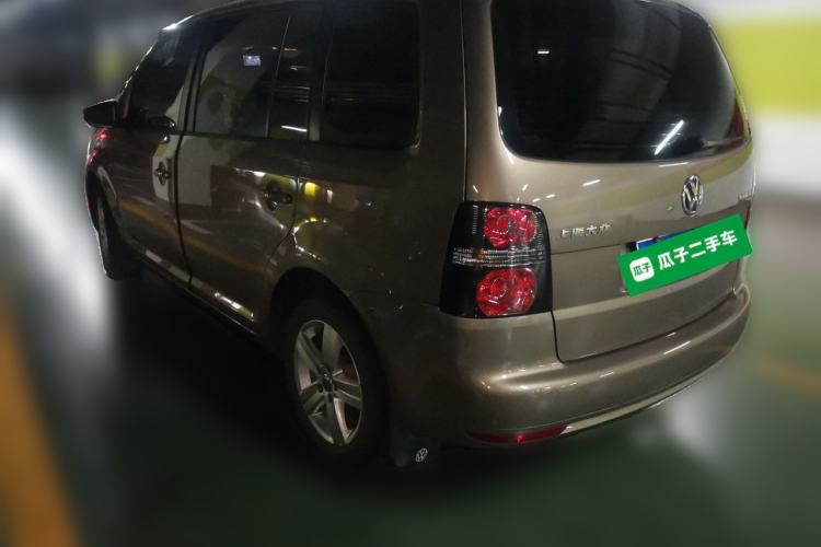 Used Volkswagen Touran 2015 1.4T Manual Fashion Edition 5-Seater Rear Left 45 Deg