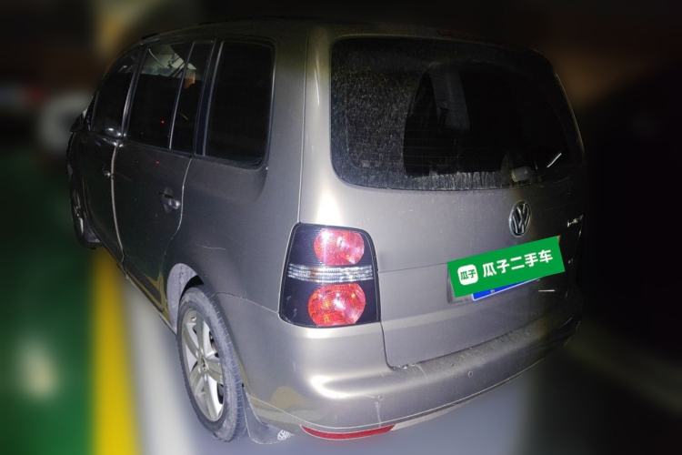 Used Volkswagen Touran 2015 1.4T Manual Fashion Edition 5-Seater Rear Left 45 Deg