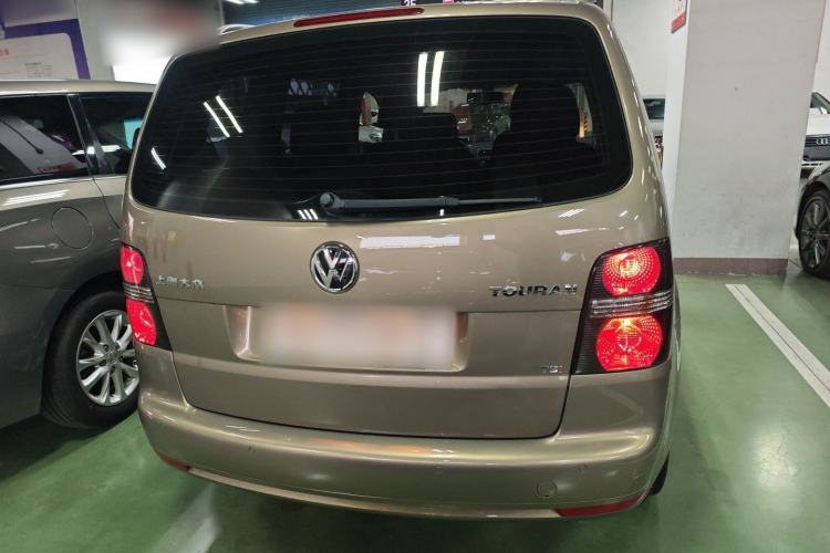 Used Volkswagen Touran 2015 1.4T DSG Comfort Edition 5 Seats Rear