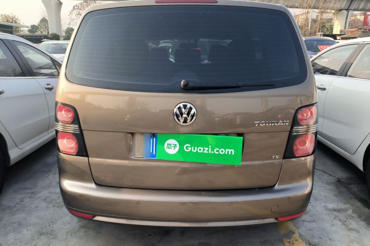 Used Volkswagen Touran 2015 1.4T Manual Fashion Edition 5-Seater Rear