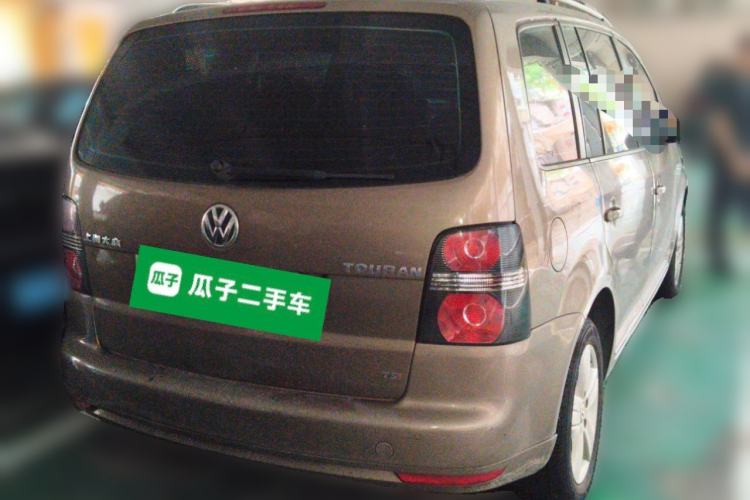 Used Volkswagen Touran 2015 1.4T DSG Comfort Edition 5 Seats Rear Right 45 Deg