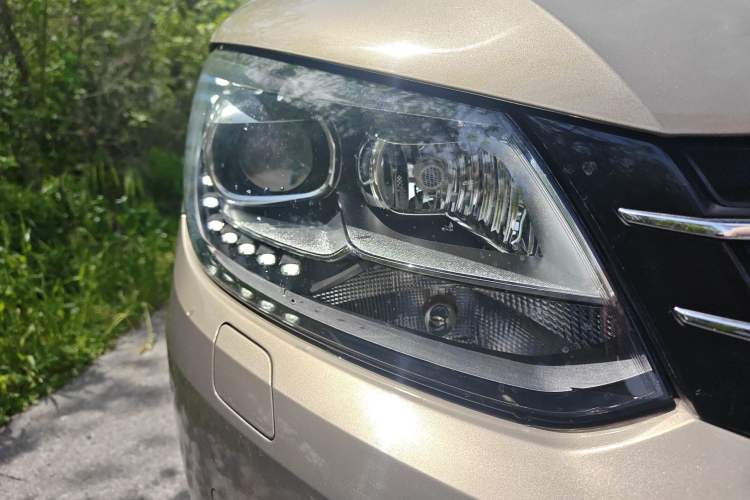 Used Volkswagen Touran 2015 1.4T DSG Flagship Edition 5-seater Right Front Headlight
