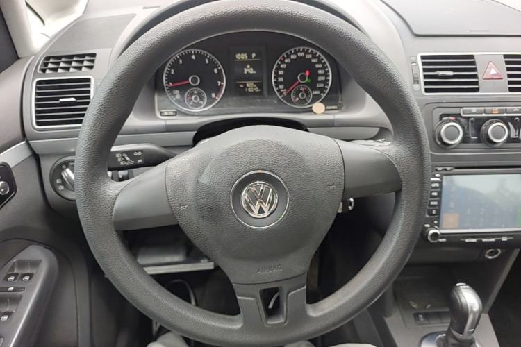 Used Volkswagen Touran 2015 1.4T DSG Comfort Edition 5 Seats Steering Wheel