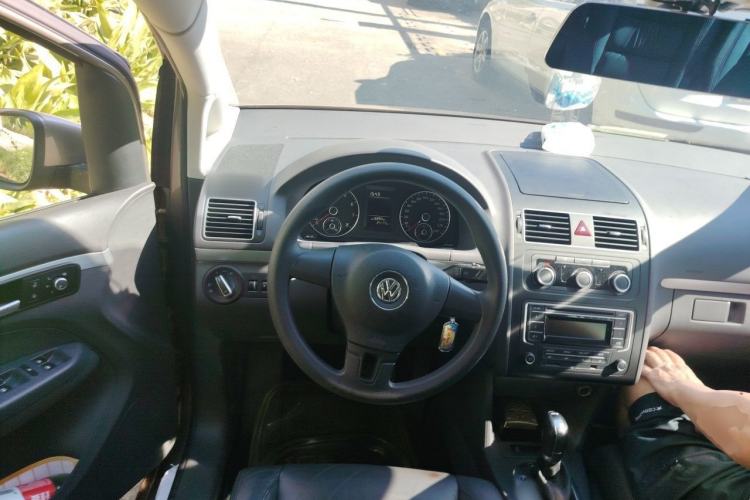 Used Volkswagen Touran 2015 1.4T DSG Comfort Edition 5 Seats Steering Wheel