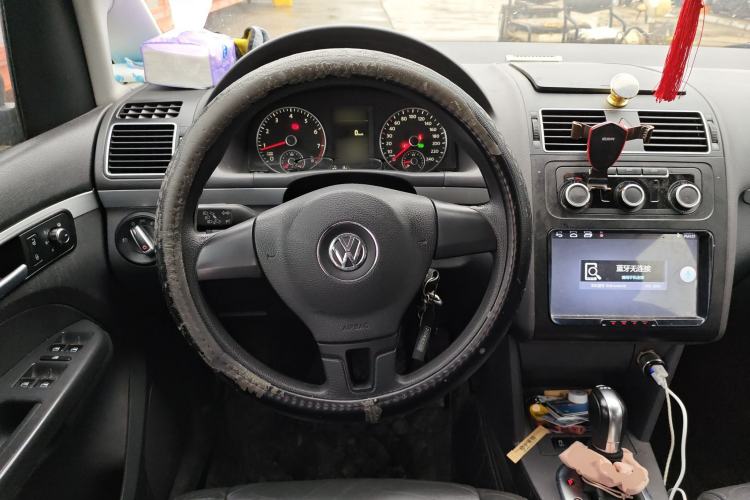 Used Volkswagen Touran 2015 1.4T DSG Comfort Edition 5 Seats Steering Wheel