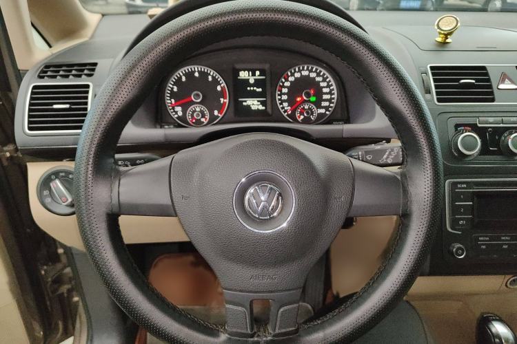 Used Volkswagen Touran 2015 1.4T DSG Comfort Edition 5 Seats Steering Wheel