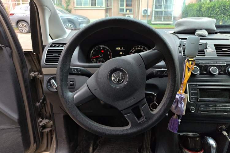 Used Volkswagen Touran 2015 1.4T DSG Comfort Edition 5 Seats Steering Wheel