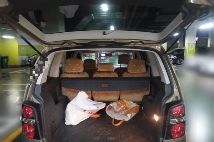 Used Volkswagen Touran 2015 1.4T Manual Fashion Edition 5-Seater Trunk