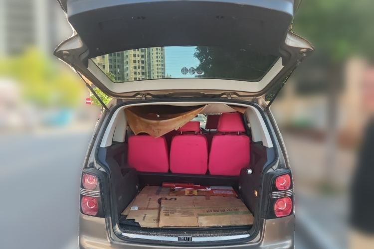 Used Volkswagen Touran 2015 1.4T Manual Fashion Edition 5-Seater Trunk