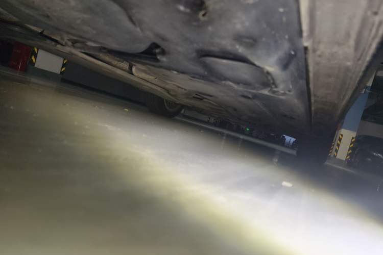 Used Volkswagen Touran  Chassis Rear Right