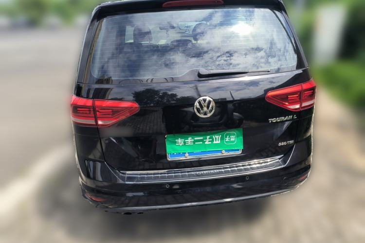 Used Volkswagen Touran 2016 Volkswagen Touran L 330TSI DSG Luxury Edition Rear