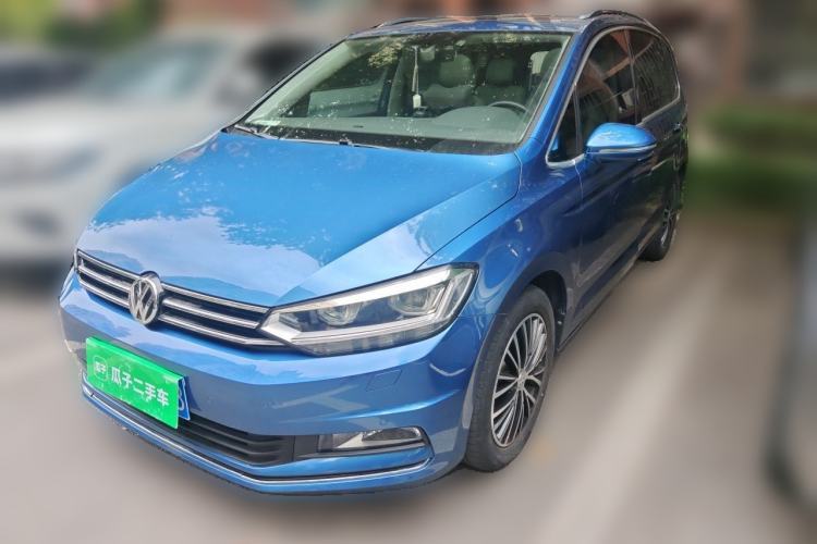 Used Volkswagen Touran 2016 Volkswagen Touran L 330TSI DSG Luxury Edition Guazi used car, China used car export, Used car for sale, Used  cars, Cheapest cars for sale