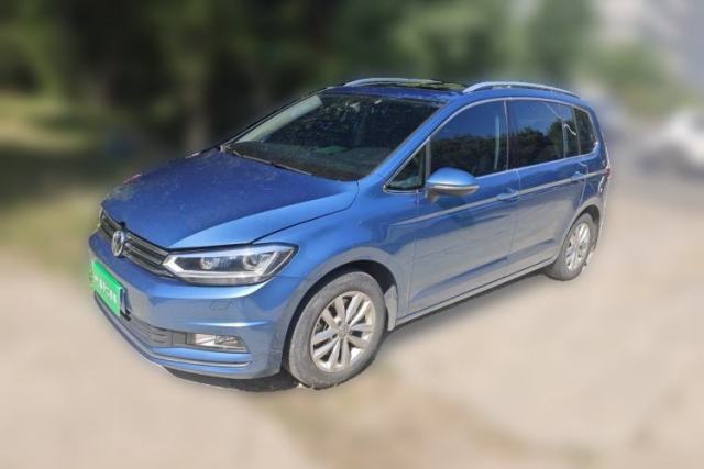 Ojetý Volkswagen Touran 2016 Volkswagen Touran L 280TSI DSG Comfort Edition