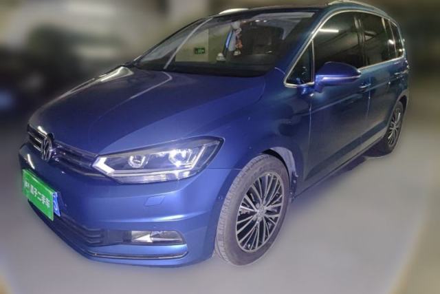 Used Volkswagen Touran 2016 Volkswagen Touran L 330TSI DSG Luxury Edition