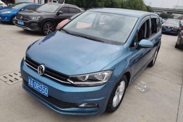 Used Volkswagen Touran 2016 Volkswagen Touran L 280TSI Manual Trend Edition