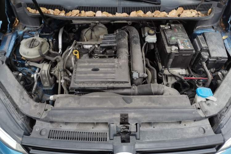 Used Volkswagen Touran 2016 Volkswagen Touran L 280TSI Manual Trend Edition Engine Bay