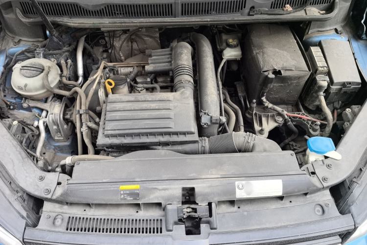 Used Volkswagen Touran 2016 Volkswagen Touran L 280TSI DSG Comfort Edition Engine Bay
