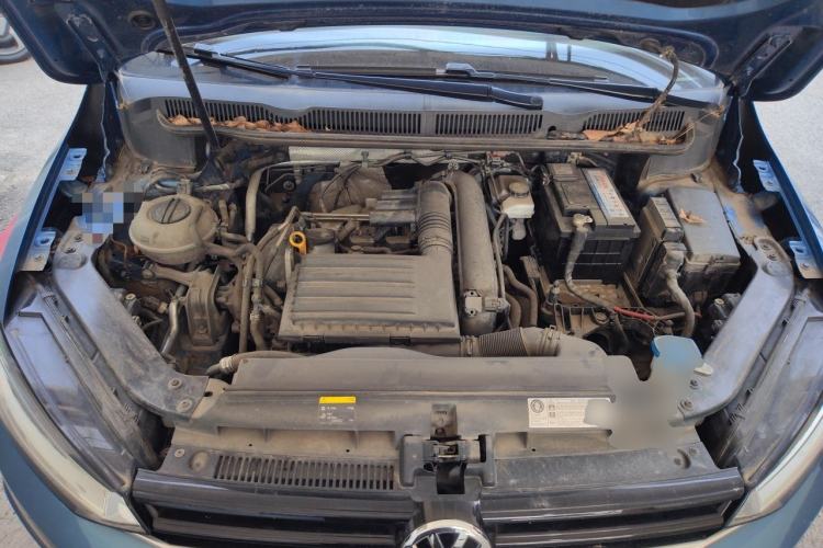 Used Volkswagen Touran 2016 Volkswagen Touran L 280TSI DSG Comfort Edition Engine Bay