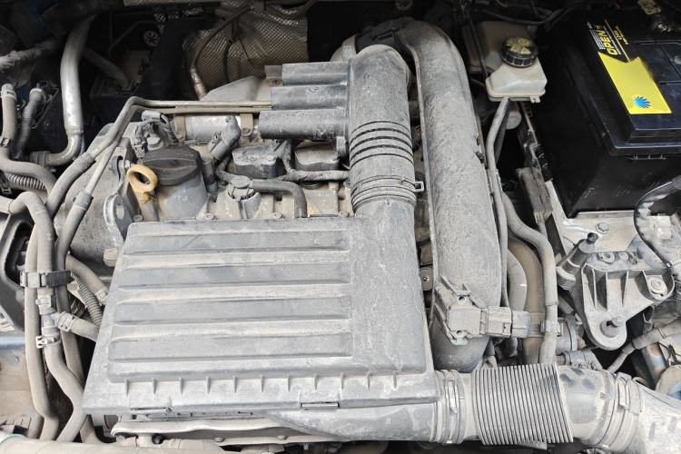 Used Volkswagen Touran 2016 Volkswagen Touran L 280TSI DSG Comfort Edition Engine Bay