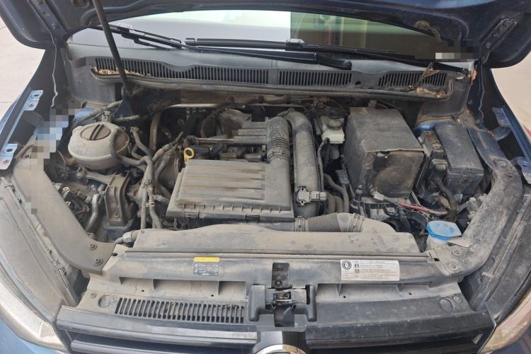 Used Volkswagen Touran 2016 Volkswagen Touran L 280TSI DSG Comfort Edition Engine Bay