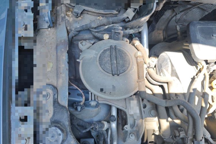 Used Volkswagen Touran 2016 Volkswagen Touran L 280TSI Manual Comfort Edition Engine Bay Right
