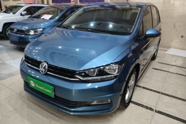 Used Volkswagen Touran 2016 Volkswagen Touran L 280TSI Manual Trend Edition