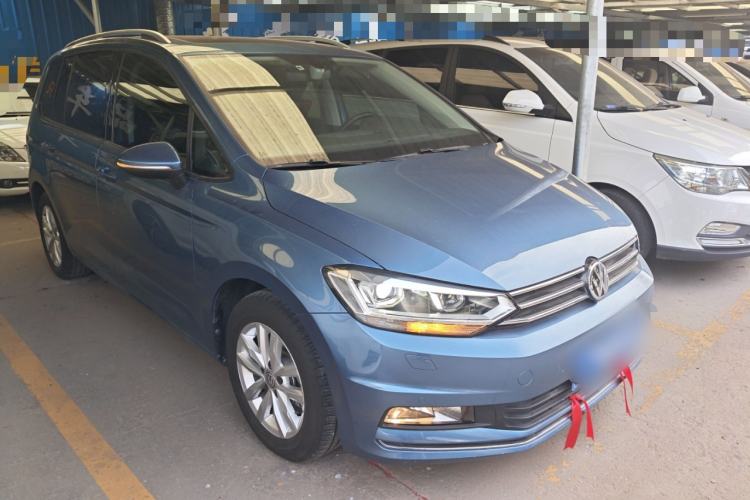 Used Volkswagen Touran 2016 Volkswagen Touran L 280TSI DSG Comfort Edition Exterior 1