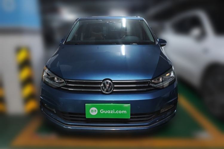 Used Volkswagen Touran 2016 Volkswagen Touran L 280TSI DSG Comfort Edition Exterior 1