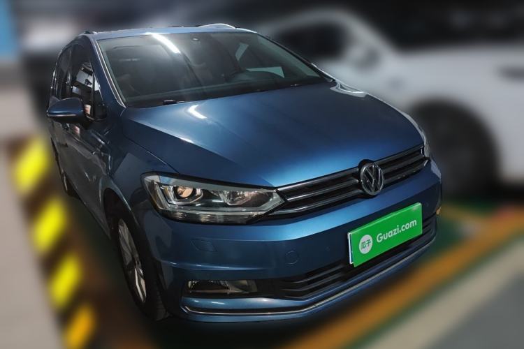 Used Volkswagen Touran 2016 Volkswagen Touran L 280TSI DSG Comfort Edition Exterior 2