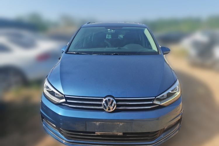 Used Volkswagen Touran 2016 Volkswagen Touran L 330TSI DSG Luxury Edition Front