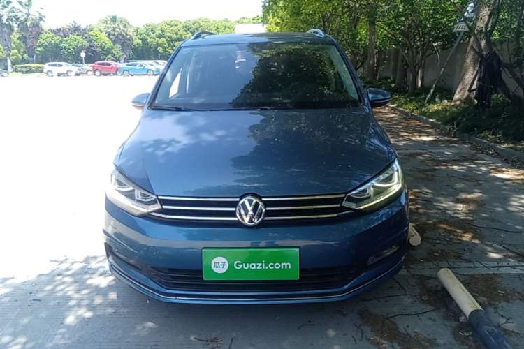 Used Volkswagen Touran 2016 Volkswagen Touran L 280TSI DSG Comfort Edition Front