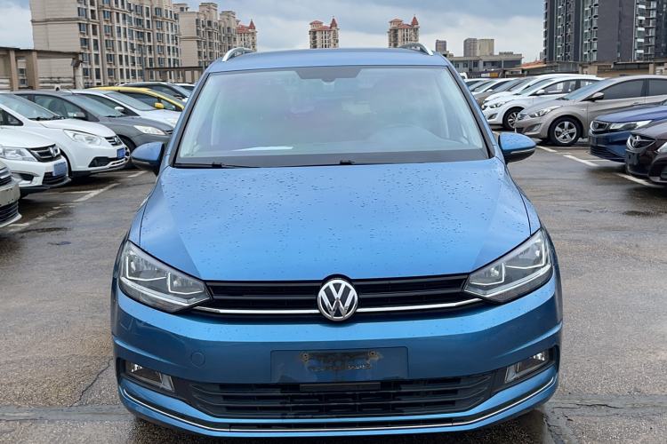 Used Volkswagen Touran 2016 Volkswagen Touran L 280TSI DSG Comfort Edition Front