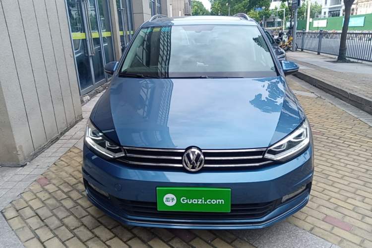 Used Volkswagen Touran 2016 Volkswagen Touran L 280TSI DSG Comfort Edition Front