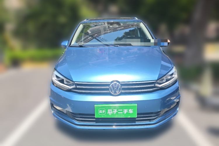 Used Volkswagen Touran 2016 Volkswagen Touran L 280TSI DSG Luxury Edition Front