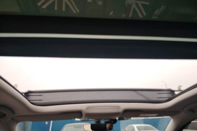 Used Volkswagen Touran 2016 Volkswagen Touran L 280TSI DSG Comfort Edition Headliner