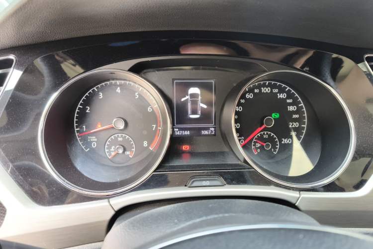 Used Volkswagen Touran 2016 Volkswagen Touran L 280TSI DSG Comfort Edition Instrument Cluster