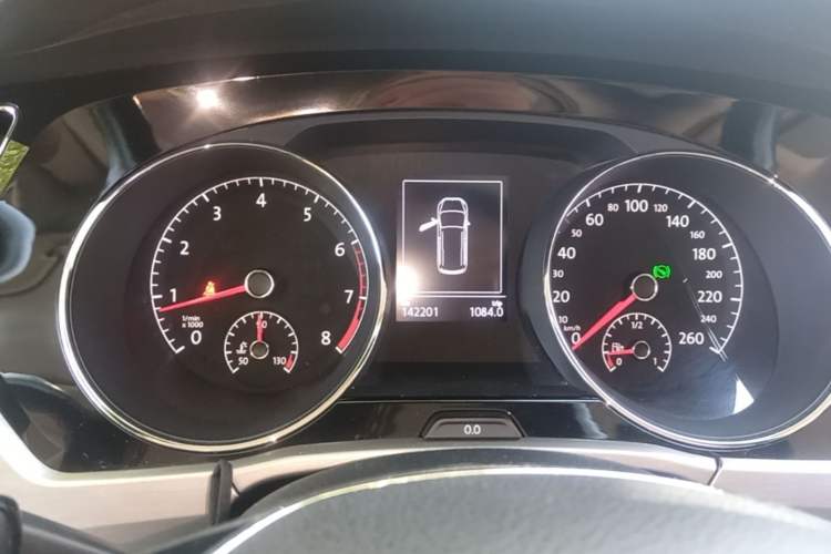 Used Volkswagen Touran 2016 Volkswagen Touran L 280TSI DSG Comfort Edition Instrument Cluster