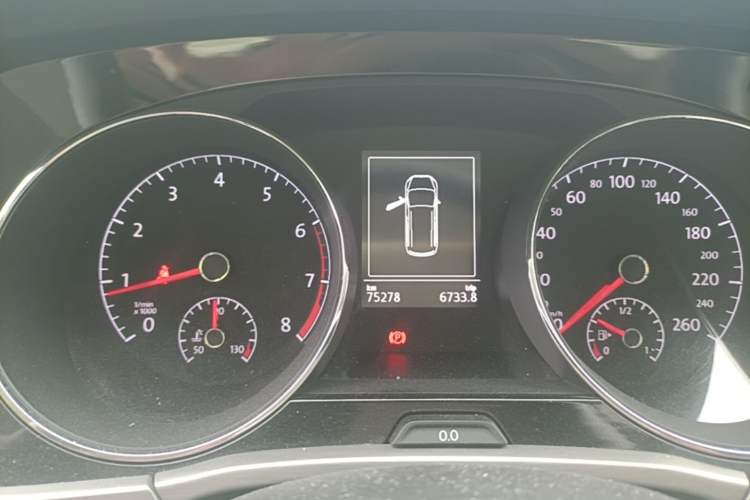 Used Volkswagen Touran 2016 Volkswagen Touran L 280TSI DSG Comfort Edition Instrument Cluster